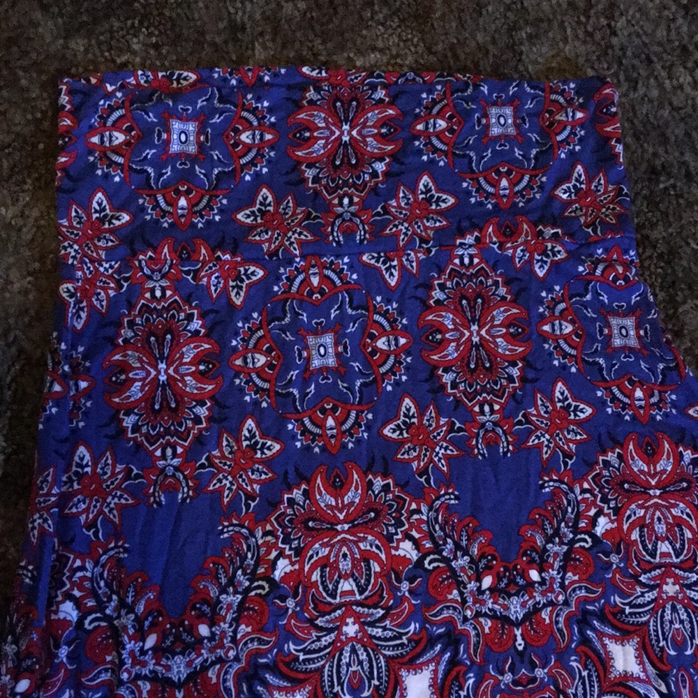 Skirt - Picture 2 of 2